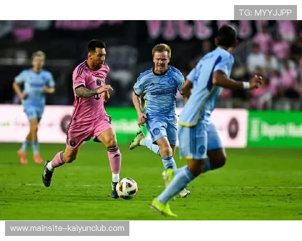 迈阿密国际边路配合多样,攻势更具观赏性